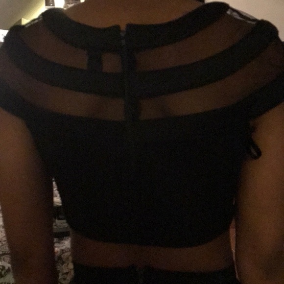 Black dress - Picture 3 of 6